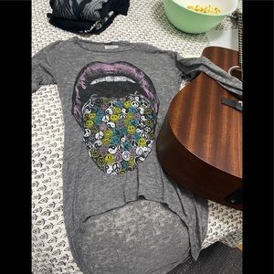 Very cool long sleeved T-shirt